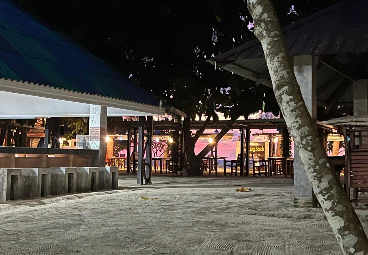 Ao Thong Beach Resort Bang Sak Buitenkant foto