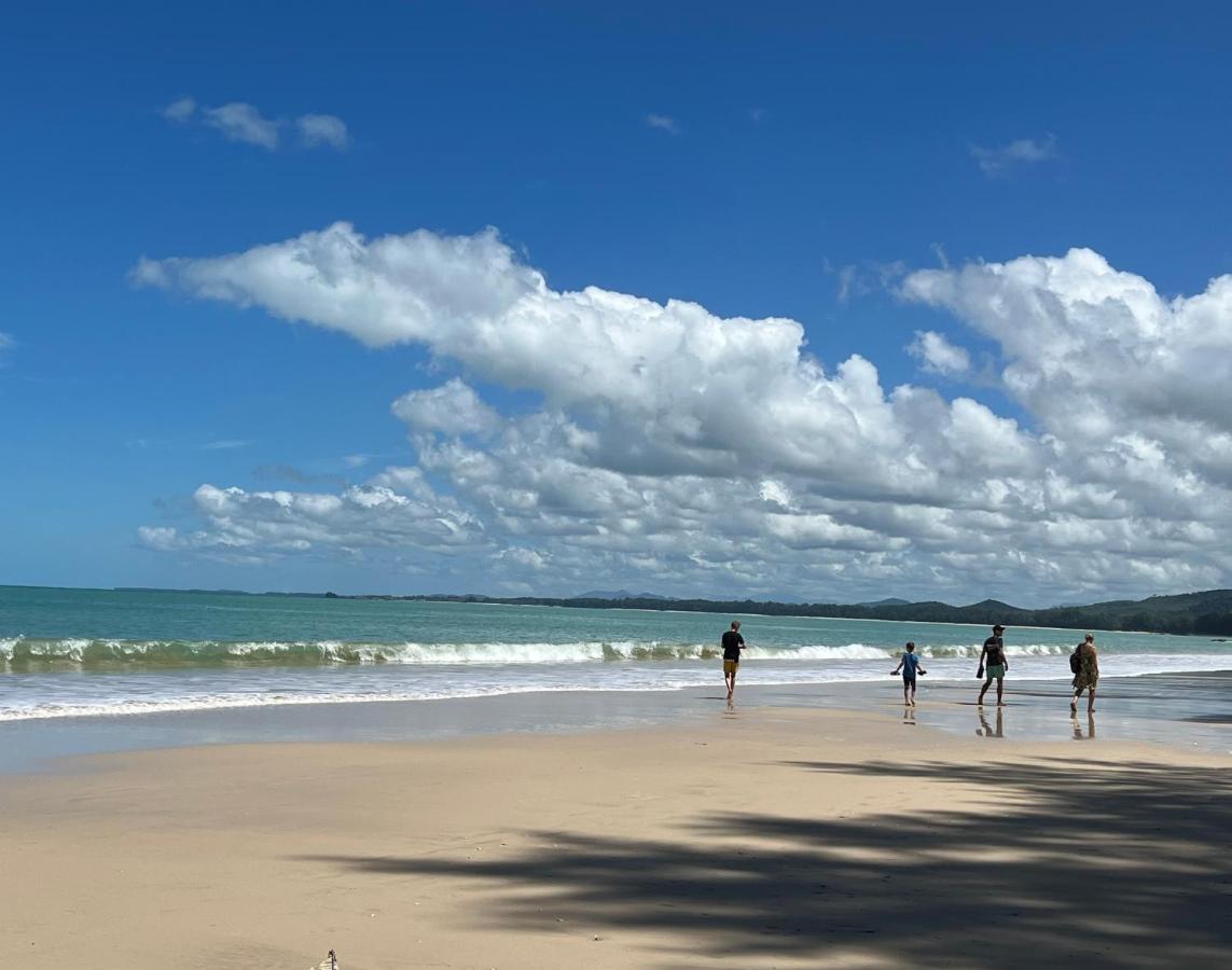 Ao Thong Beach Resort Bang Sak Buitenkant foto