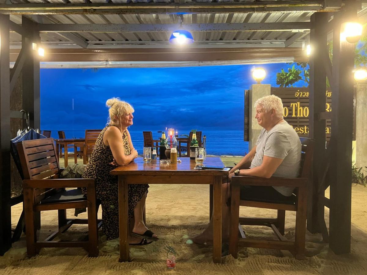 Ao Thong Beach Resort Bang Sak Buitenkant foto
